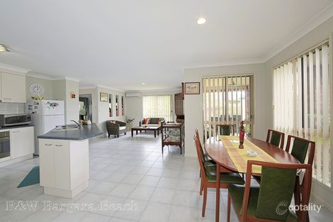 Property photo of 12 Jacaranda Drive Bargara QLD 4670