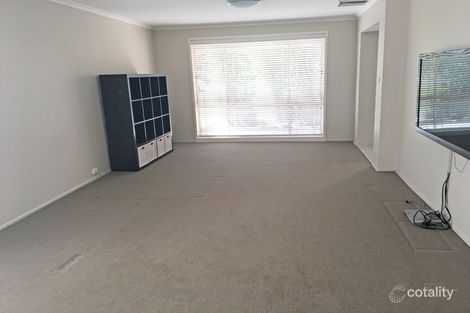 Property photo of 2 Hollydale Place Prospect NSW 2148