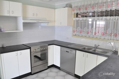Property photo of 1 Denbern Street Bossley Park NSW 2176