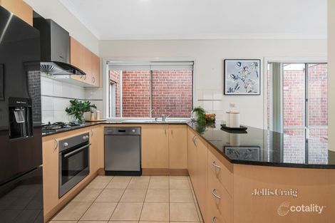 Property photo of 9 Woodlands Grove Mitcham VIC 3132