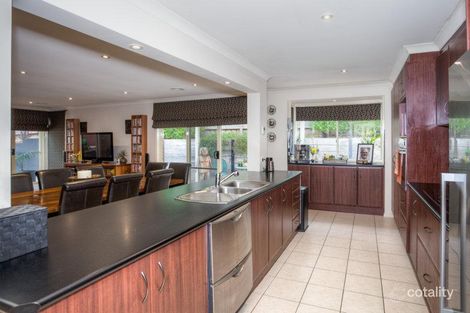 Property photo of 13 Longstaff Way Sunbury VIC 3429