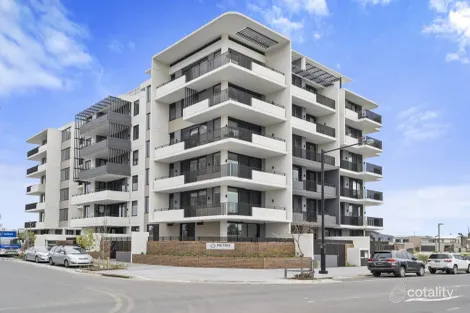 401/2 Fordham Way, Oran Park, NSW 2570