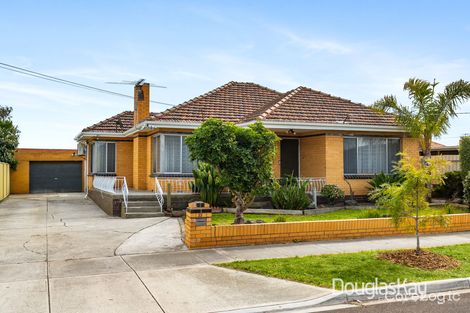 Property photo of 33 Dinnell Street Sunshine West VIC 3020