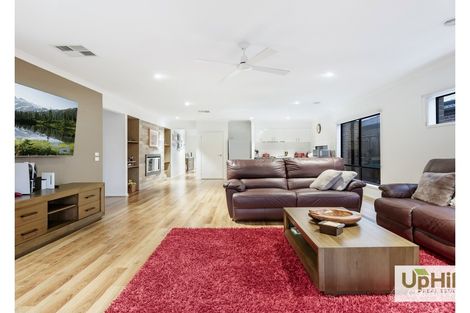 Property photo of 32 Castillo Avenue Clyde North VIC 3978