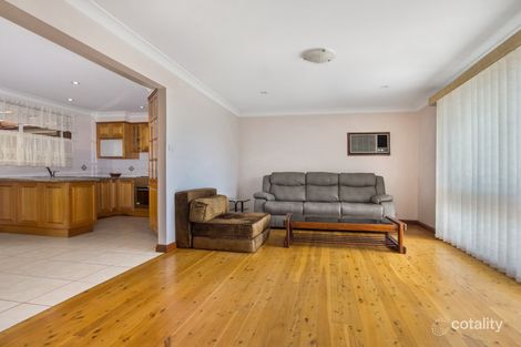 Property photo of 3 Kyleanne Place Dean Park NSW 2761