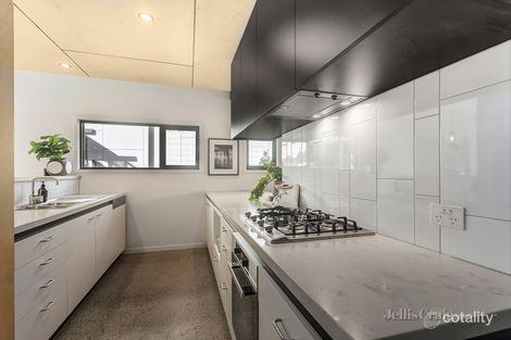 Property photo of 2/76-80 Clyde Street Thornbury VIC 3071