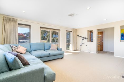 Property photo of 5 Ella Close Jerrabomberra NSW 2619
