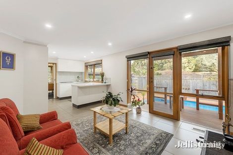 Property photo of 1 Jum Jum Close Croydon Hills VIC 3136