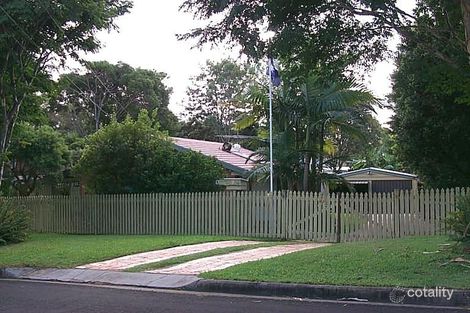 4 Penguin St, Wellington Point, QLD 4160