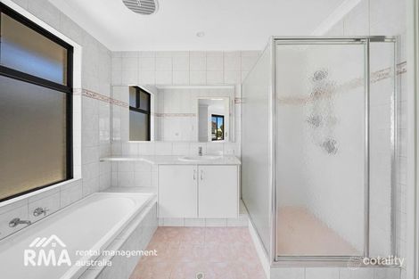 17 Cotula Ave, Bennett Springs, WA 6063