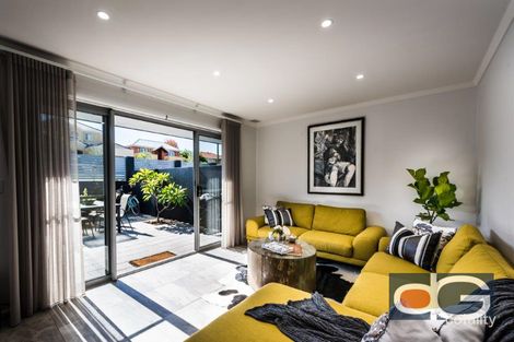 143a Clontarf Rd, Hamilton Hill, WA 6163