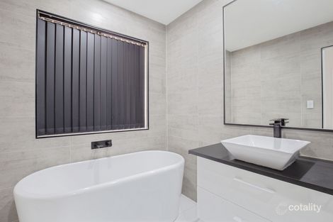 Property photo of 12 Swallowtail Crescent Springfield Lakes QLD 4300