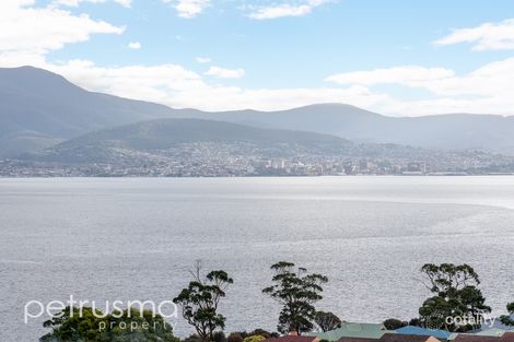 Property photo of 3/654 Oceana Drive Tranmere TAS 7018