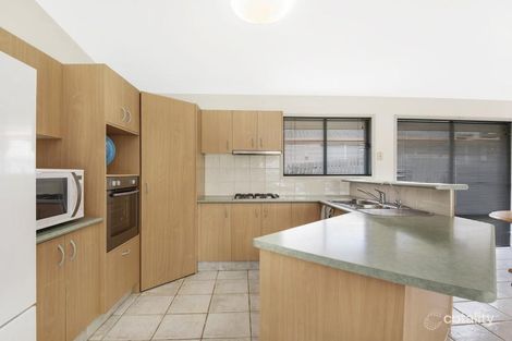Property photo of 76 Macquarie Avenue Molendinar QLD 4214