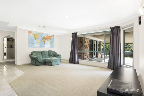 Property photo of 76 Macquarie Avenue Molendinar QLD 4214