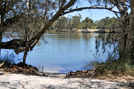 92 Banksia Tce, South Yunderup, WA 6208