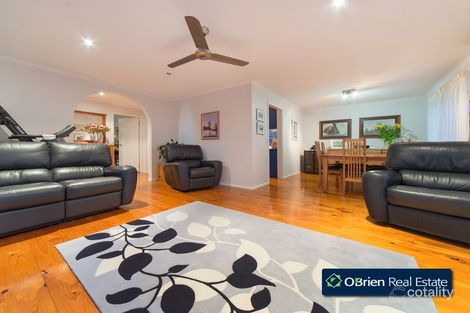 Property photo of 15 Van Der Haar Avenue Berwick VIC 3806