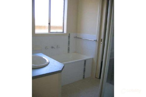 Property photo of 9 Wakenshaw Crescent Pakenham VIC 3810