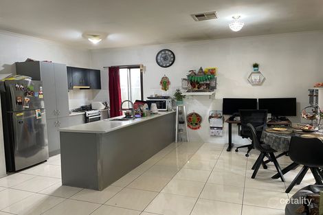Property photo of 5 Julian Court Paralowie SA 5108