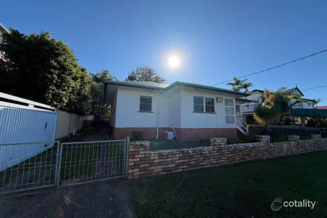 26 Shields St, Redcliffe, QLD 4020