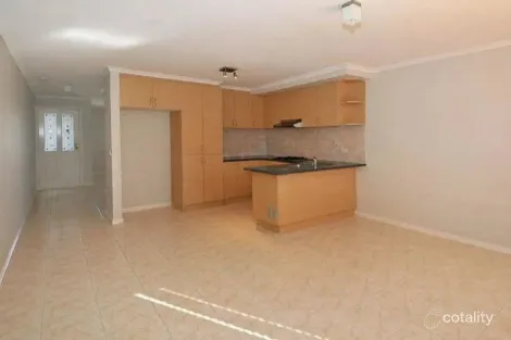 Property photo of 6/7 Topaz Place St Albans VIC 3021