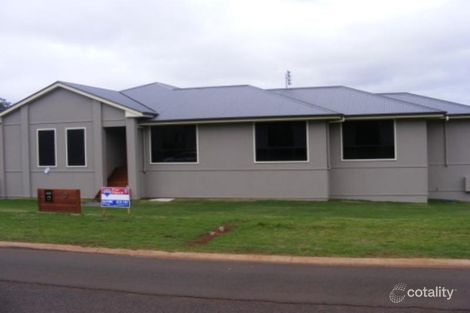 Property photo of 12 Martini Street Mount Lofty QLD 4350