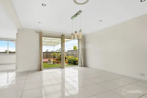 Property photo of 29 Grenada Road Glenfield NSW 2167