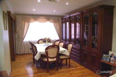 Property photo of 3 Dell Place Georges Hall NSW 2198