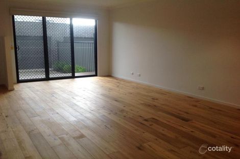 Property photo of 16 Bentley Lane Clyde North VIC 3978