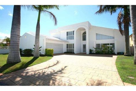 Property photo of 33 Julatten Drive Robina QLD 4226