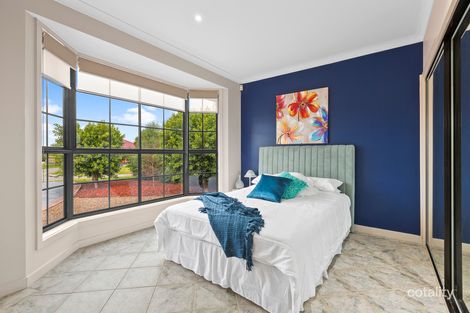 Property photo of 8 Elegan Court Hillside VIC 3037