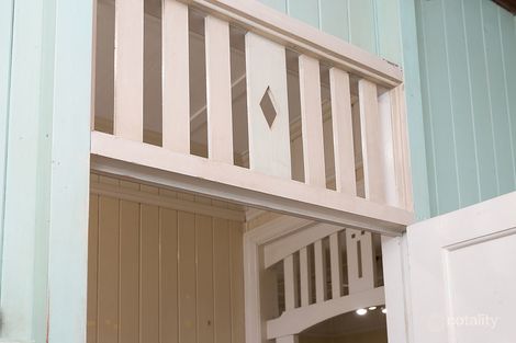 1 Sloman St, Booval, QLD 4304