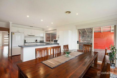 Property photo of 6 Coco Parade Skye VIC 3977