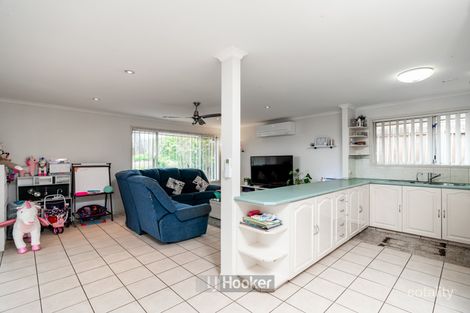 Property photo of 19 Dorachus Drive Regents Park QLD 4118