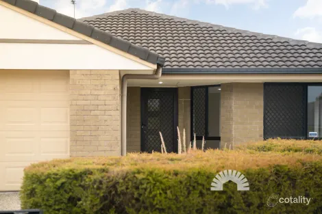 8 Grassdale Cres, Morayfield, QLD 4506