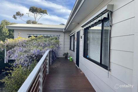 Property photo of 73 Capes Road Lakes Entrance VIC 3909