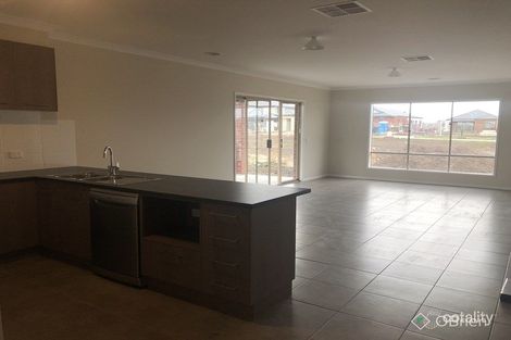 Property photo of 19 Esteem Road Craigieburn VIC 3064