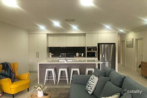 101 Bradley St, Glenmore Park, NSW 2745