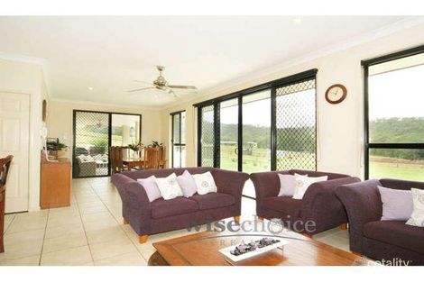 Property photo of 118 Gladrose Crescent Wongawallan QLD 4210