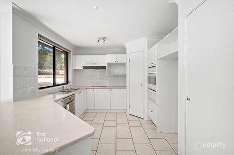 Property photo of 4 Ardea Court Cameron Park NSW 2285