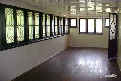 Property photo of 3 Law Street Bundamba QLD 4304