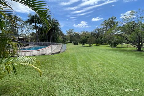 Property photo of 25 Helen Crescent Wurdong Heights QLD 4680