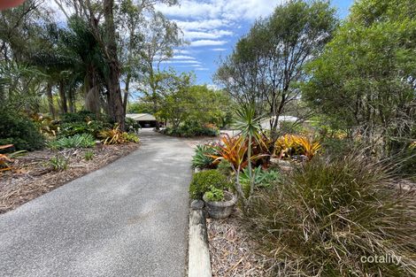 Property photo of 25 Helen Crescent Wurdong Heights QLD 4680
