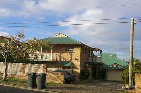 16 Mars St, Wilston, QLD 4051