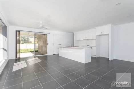 Property photo of 11 Glenhaven Close Redland Bay QLD 4165