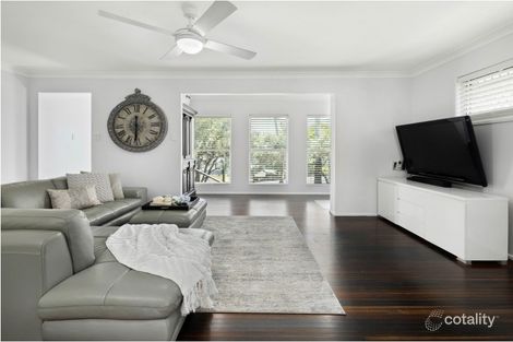 Property photo of 25 Chaplin Street Stafford Heights QLD 4053