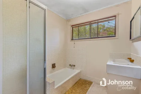 Property photo of 25 Nugent Street Durack QLD 4077