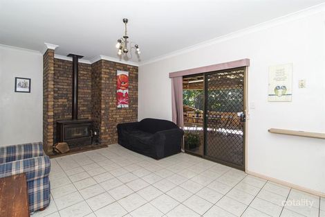 Property photo of 4 Ironbark Court Highfields QLD 4352