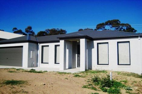 15 Arbor Pl, White Hills, VIC 3550