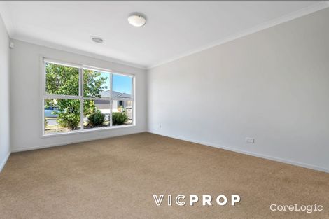 Property photo of 20 Casino Parade Point Cook VIC 3030